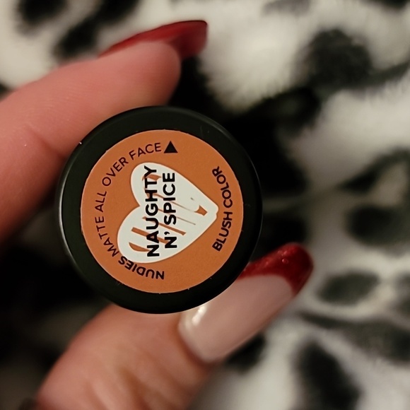 All Over Face Blush Color - Picture 3 of 3